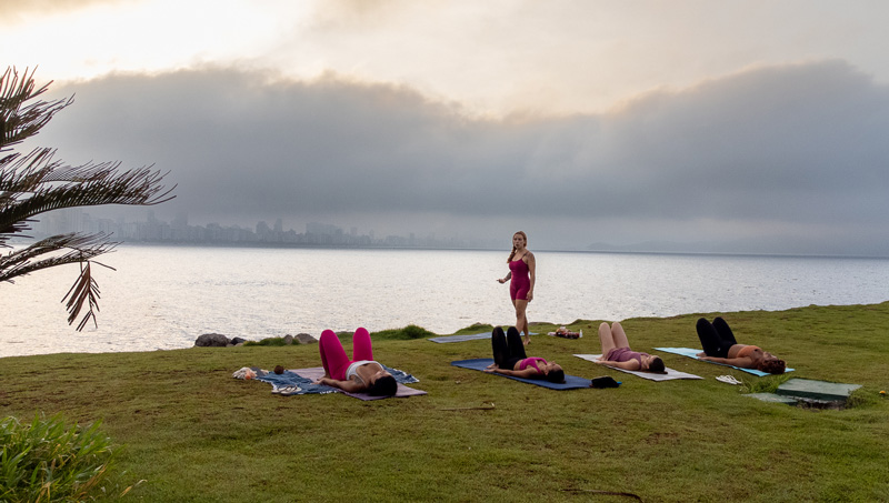 Tamires Maria em imersão de Yoga Integral